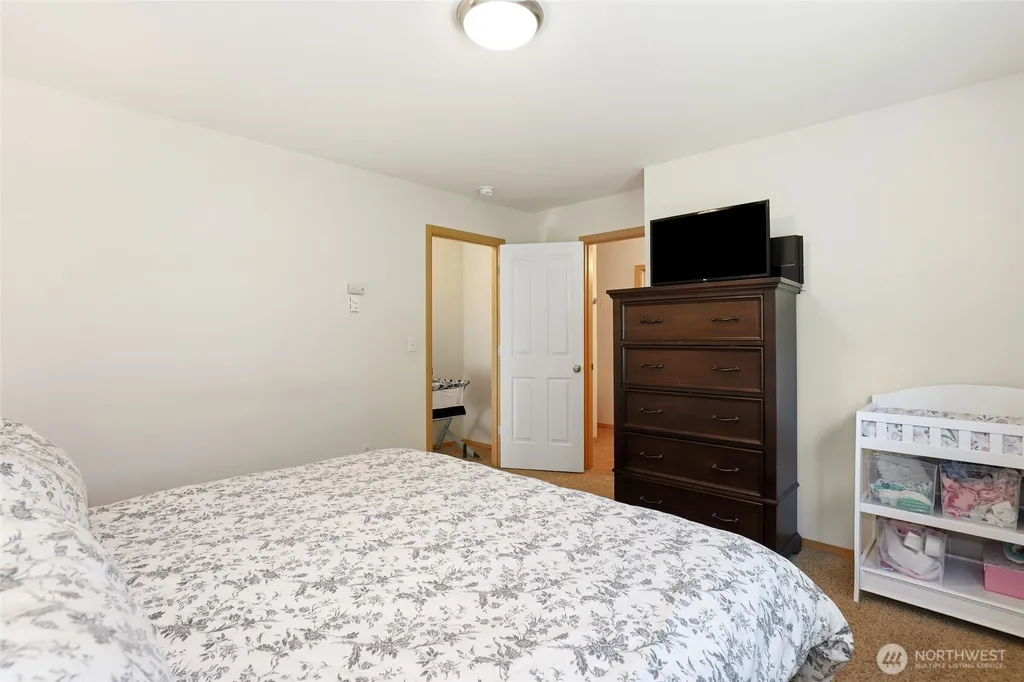 24027 SE 282nd Street Maple Valley WA 98038