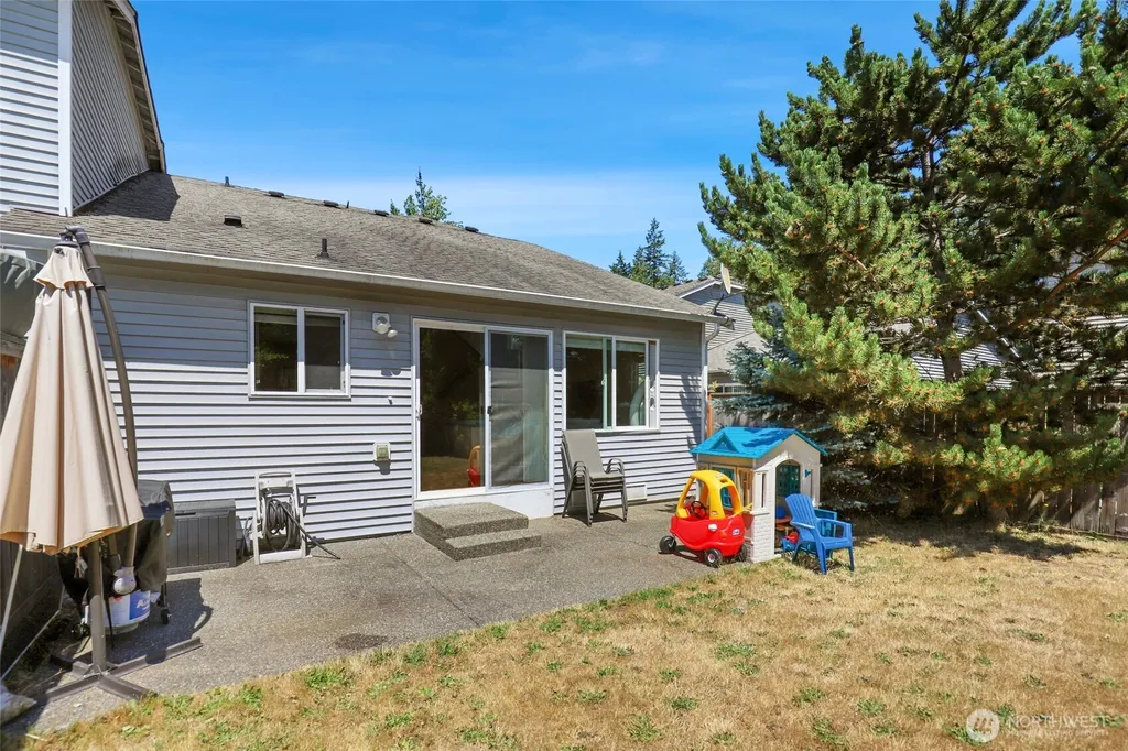 24027 SE 282nd Street Maple Valley WA 98038
