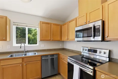 24027 SE 282nd Street Maple Valley WA 98038