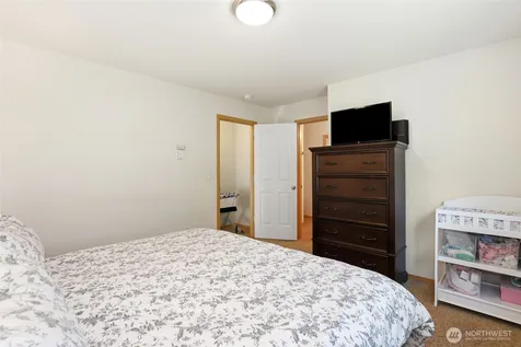 24027 SE 282nd Street Maple Valley WA 98038
