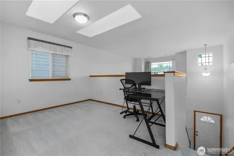 1209 125th Place SW Everett WA 98204