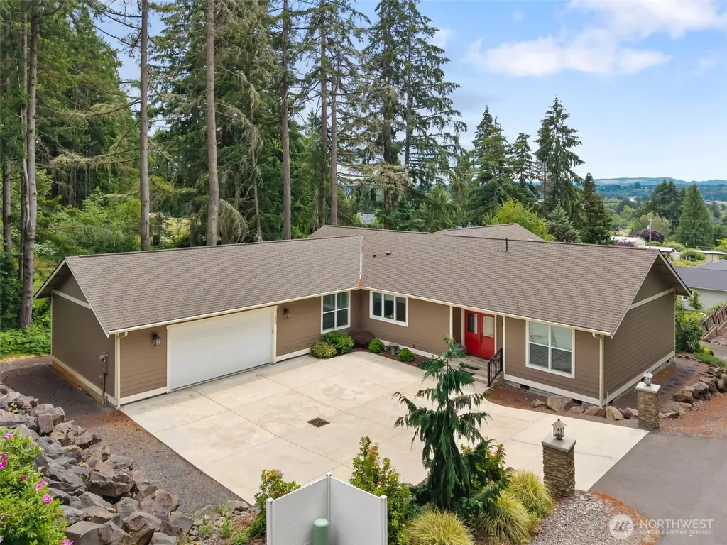 179 Wallace Chehalis WA 98532