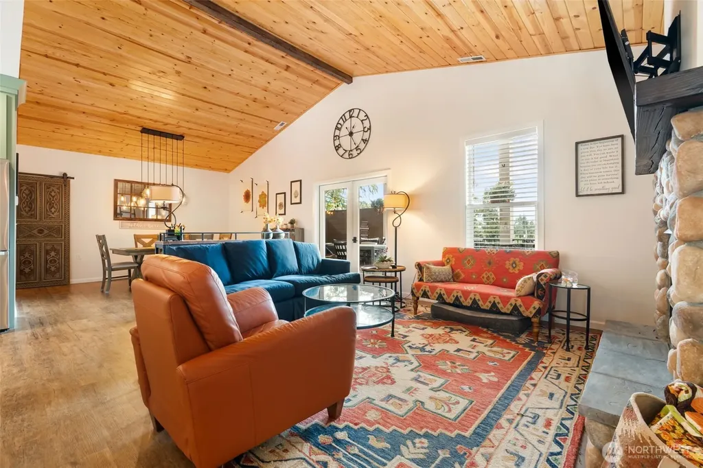 179 Wallace Chehalis WA 98532