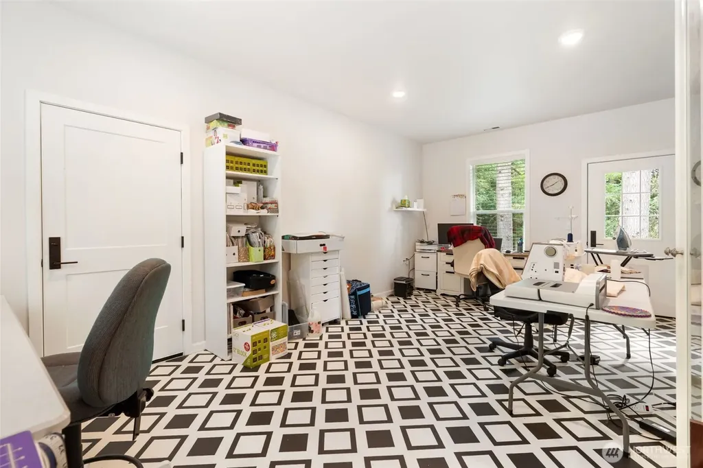 179 Wallace Chehalis WA 98532