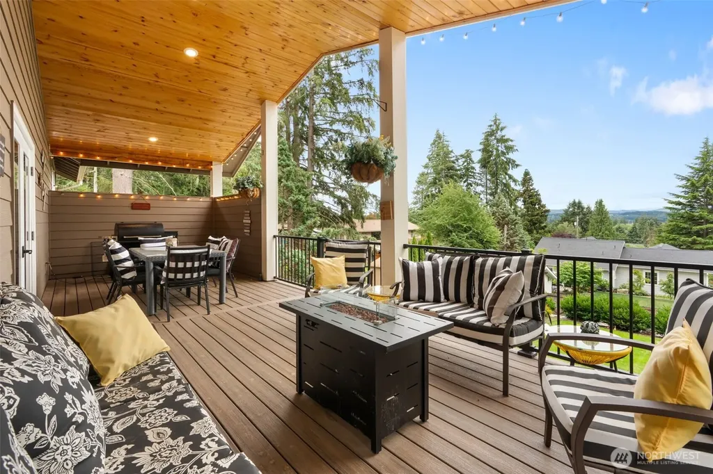 179 Wallace Chehalis WA 98532
