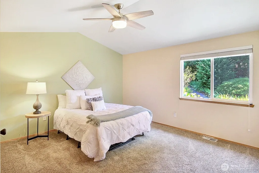 25847 175th Place SE Covington WA 98042