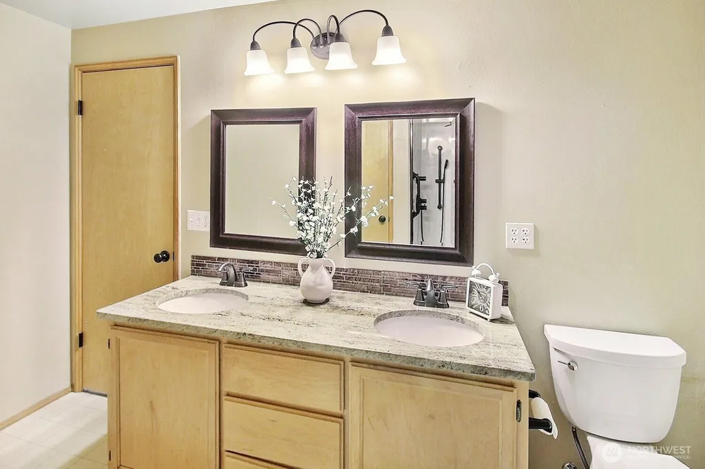 25847 175th Place SE Covington WA 98042