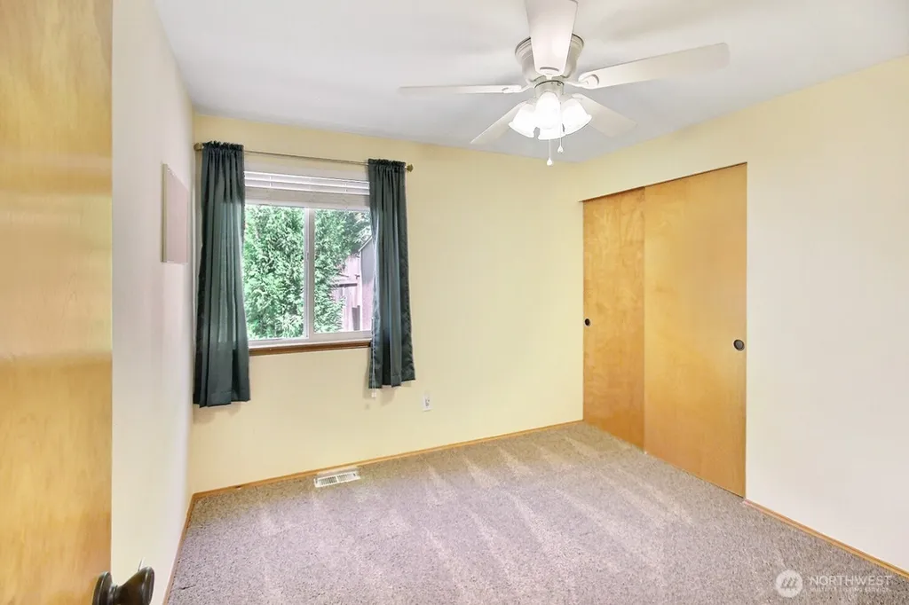 25847 175th Place SE Covington WA 98042