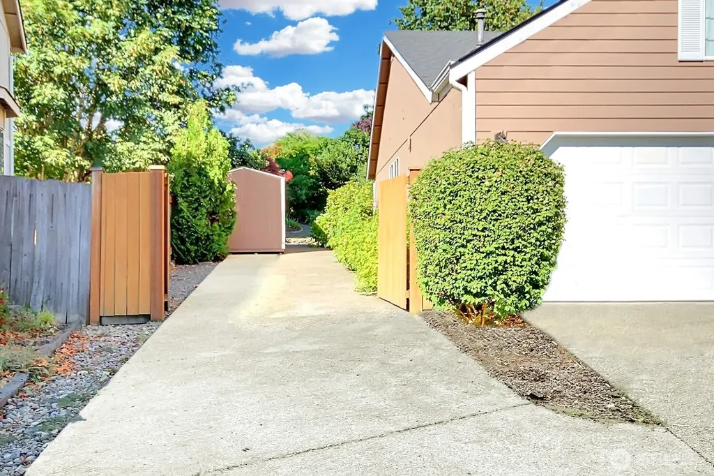 25847 175th Place SE Covington WA 98042