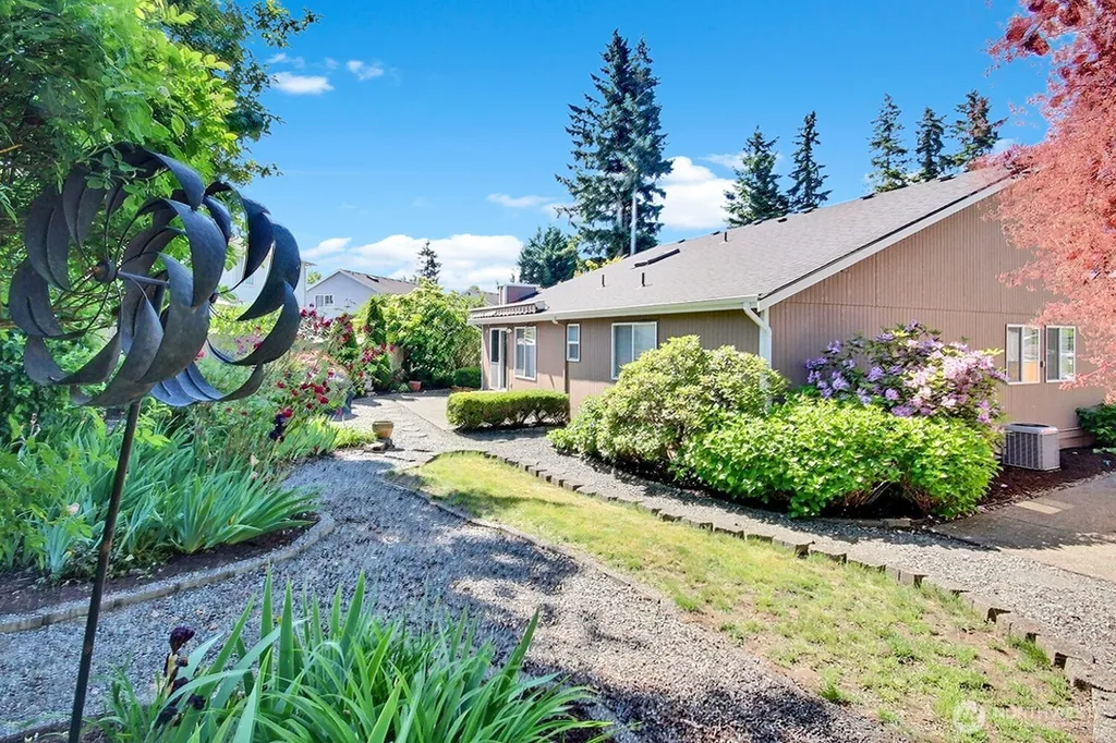 25847 175th Place SE Covington WA 98042