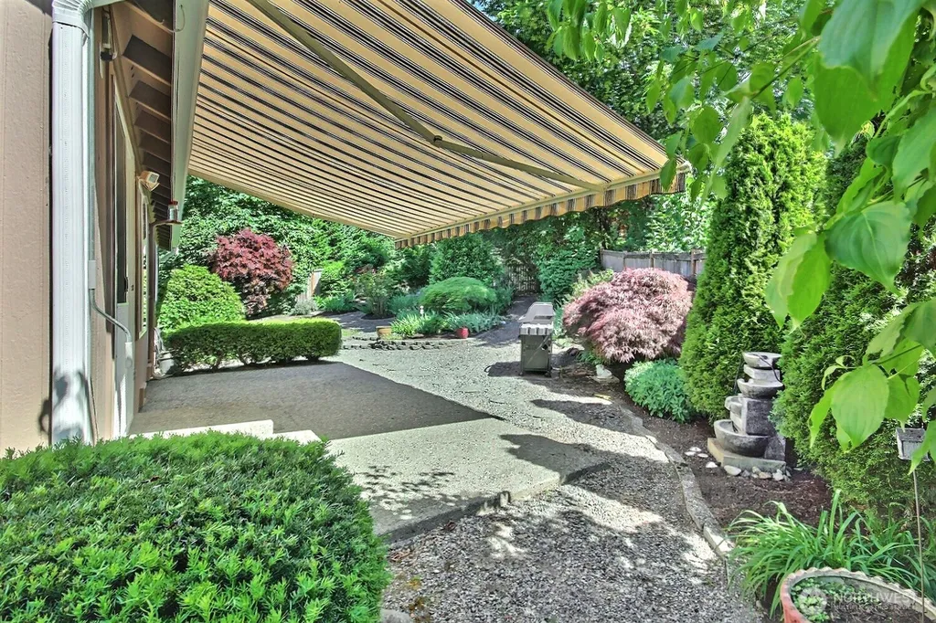 25847 175th Place SE Covington WA 98042