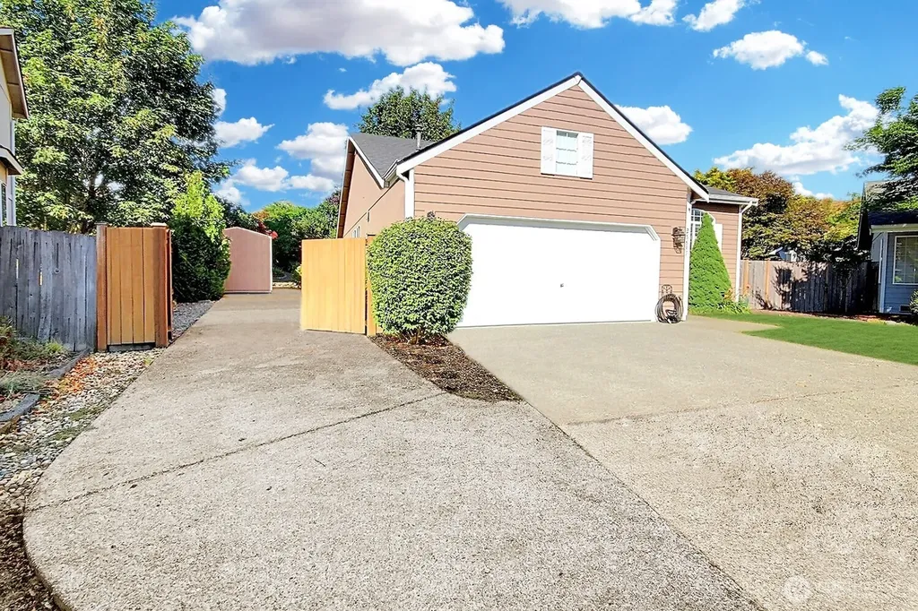 25847 175th Place SE Covington WA 98042