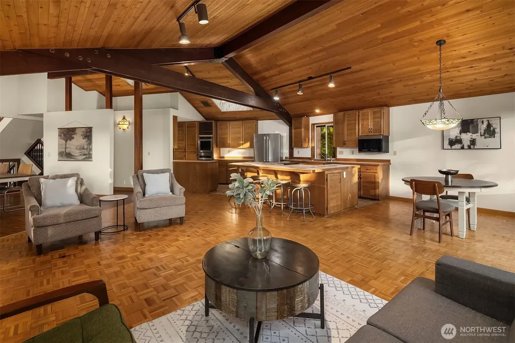 7016 165th Place SW Edmonds WA 98026