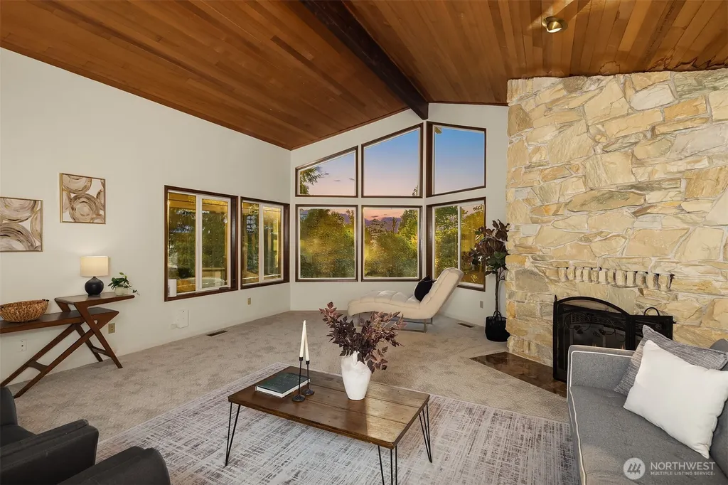 7016 165th Place SW Edmonds WA 98026