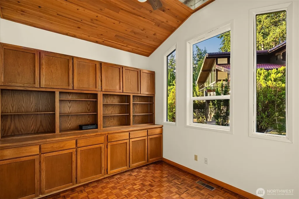 7016 165th Place SW Edmonds WA 98026