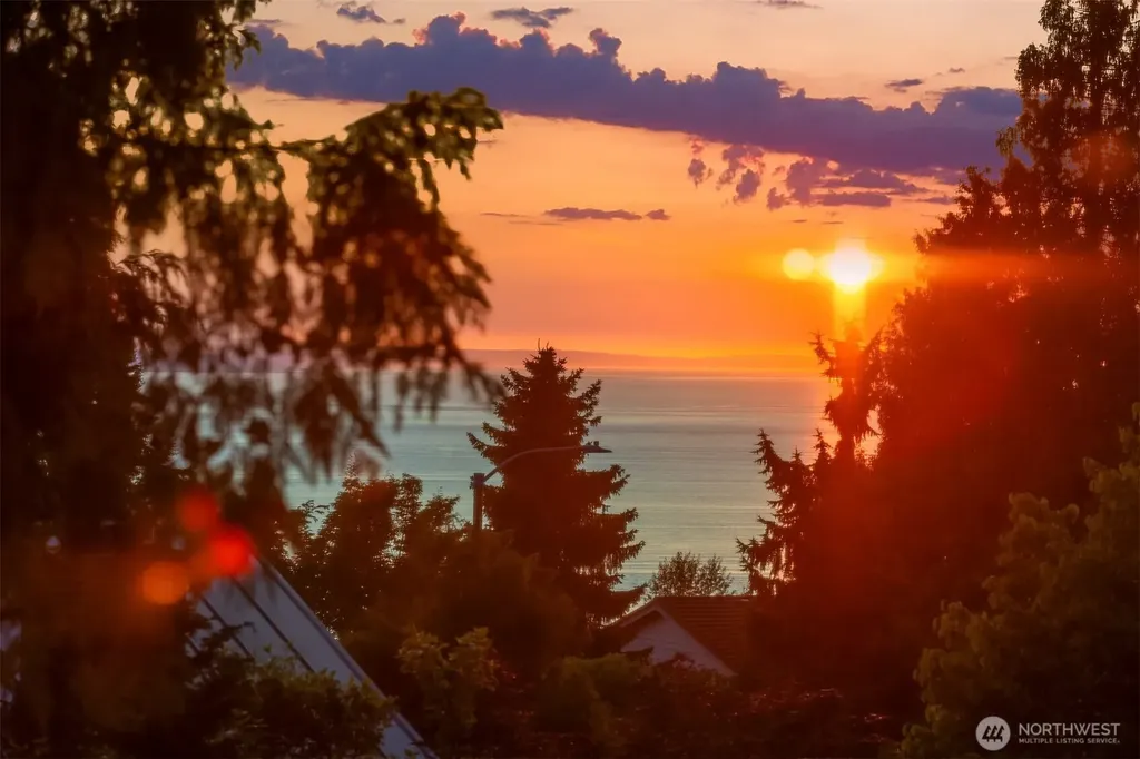 7016 165th Place SW Edmonds WA 98026