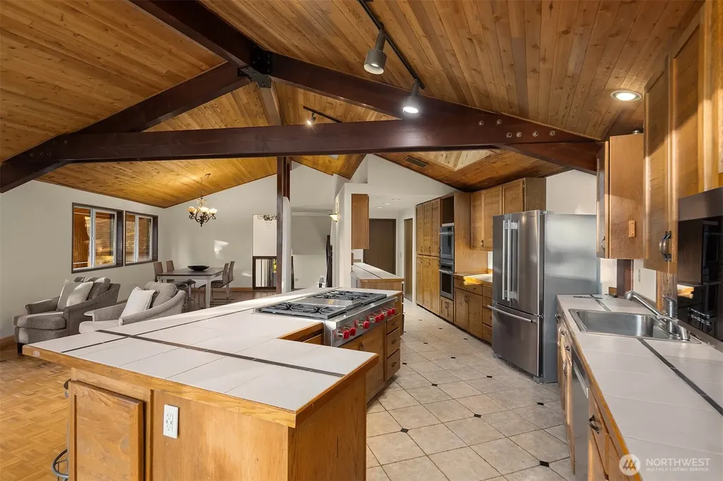 7016 165th Place SW Edmonds WA 98026