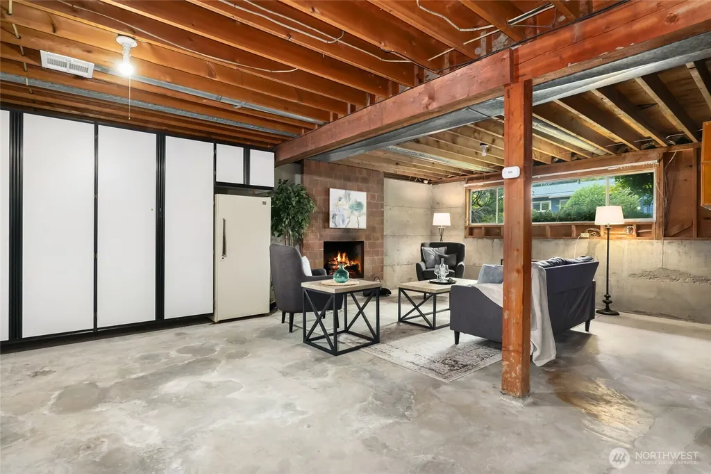 14860 NE 13th Street Bellevue WA 98007