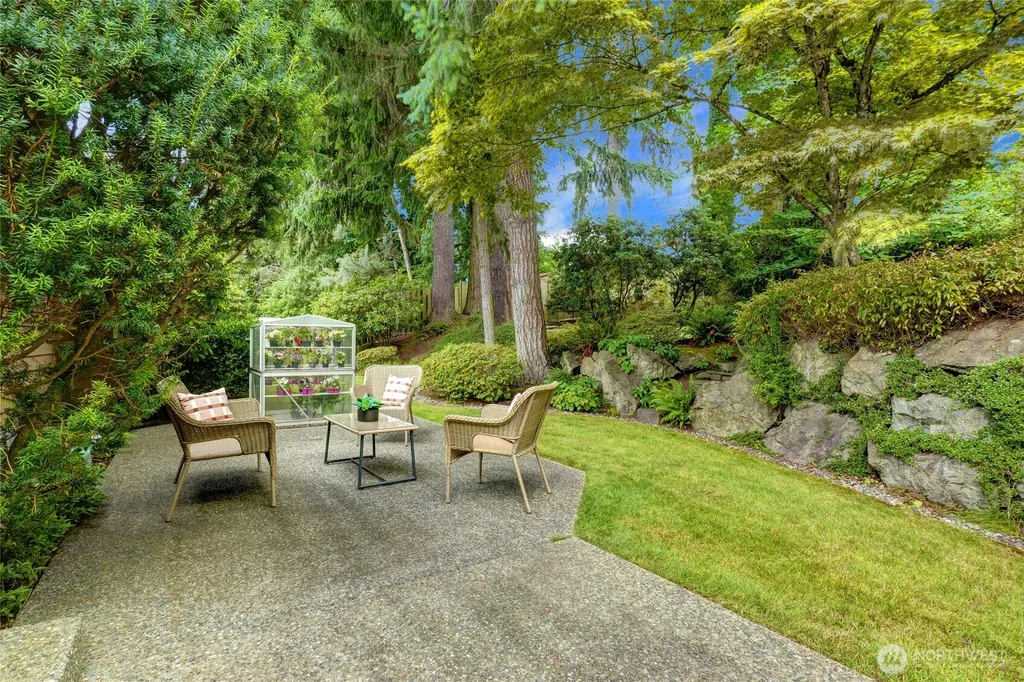 14860 NE 13th Street Bellevue WA 98007