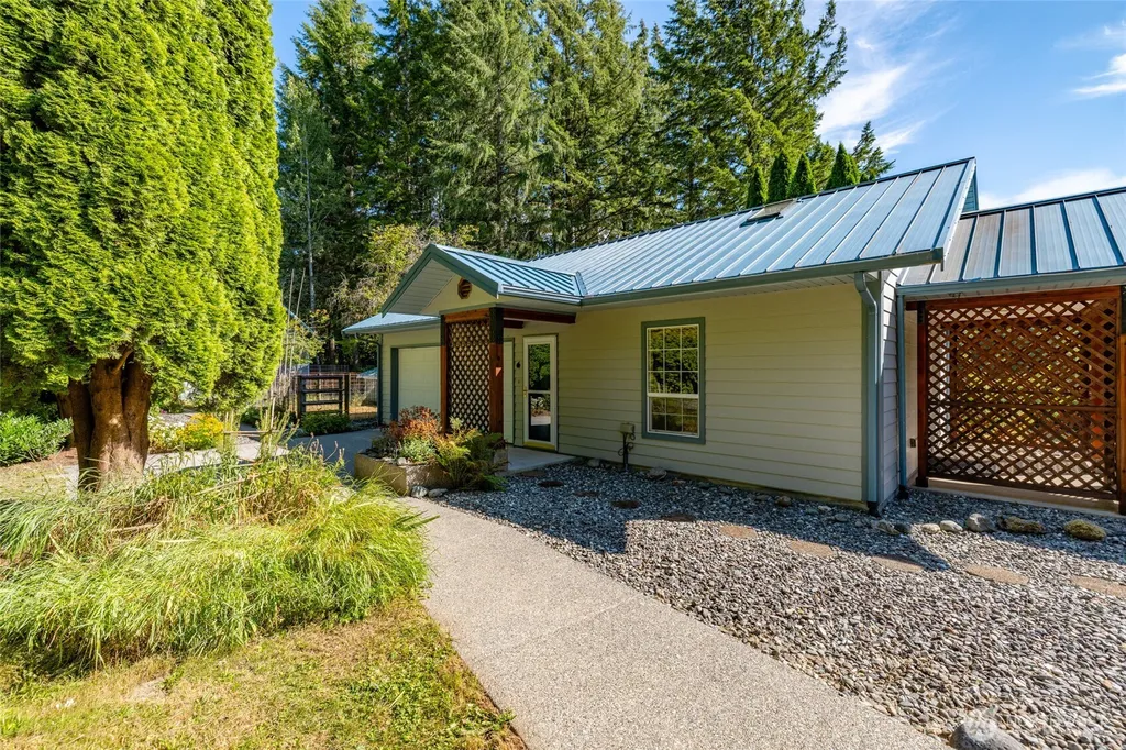 45192 N Brooks Road Concrete WA 98237