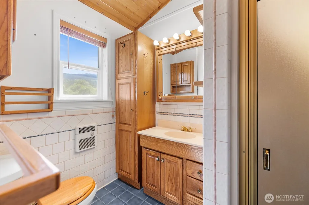 45192 N Brooks Road Concrete WA 98237