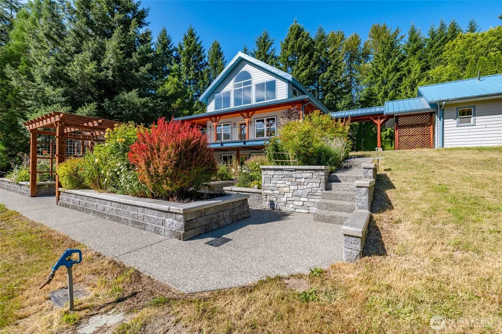 45192 N Brooks Road Concrete WA 98237