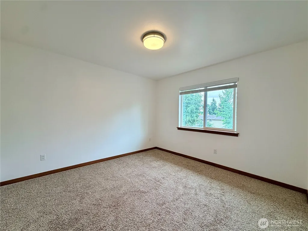 1034 S 74th Street Tacoma WA 98408