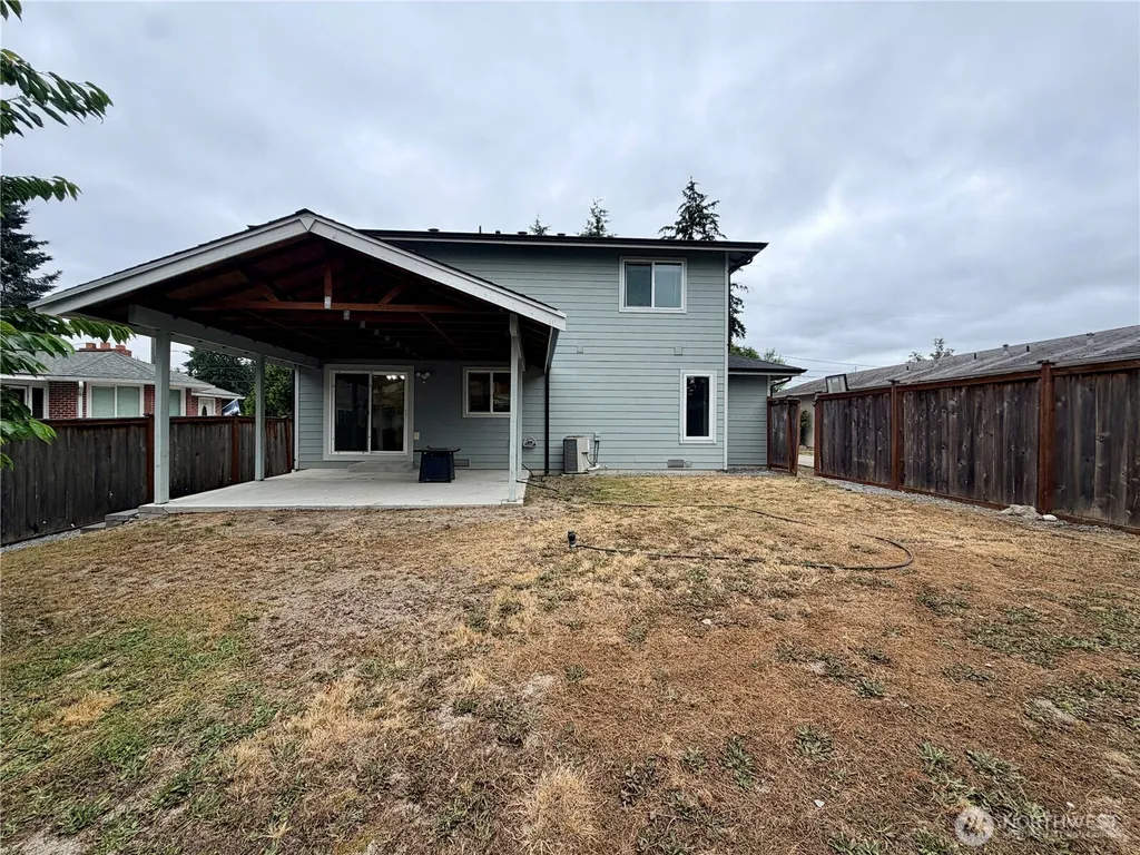 1034 S 74th Street Tacoma WA 98408