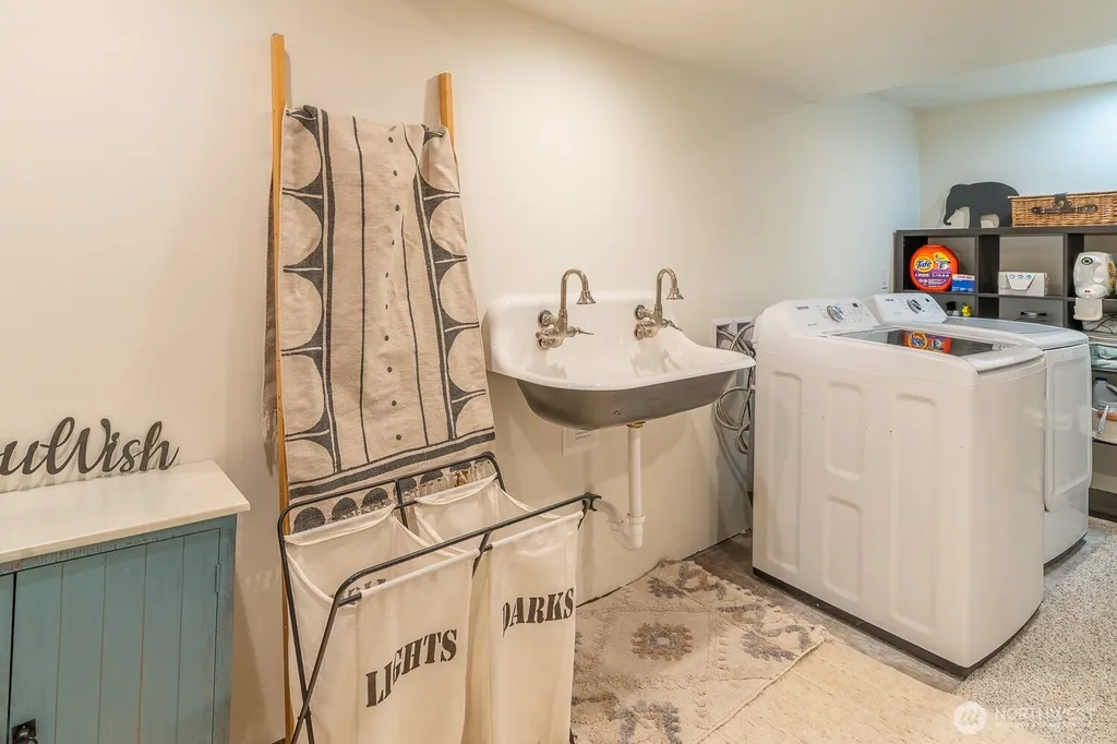 116 4th Avenue N Edmonds WA 98020
