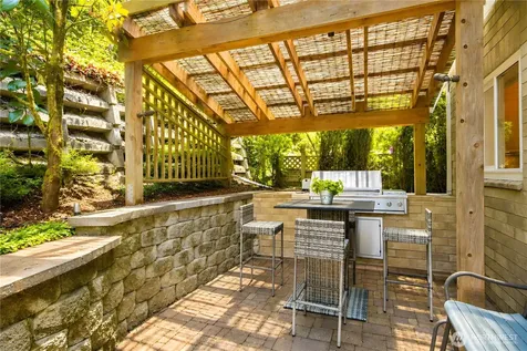 3028 173rd Court NE Redmond WA 98052