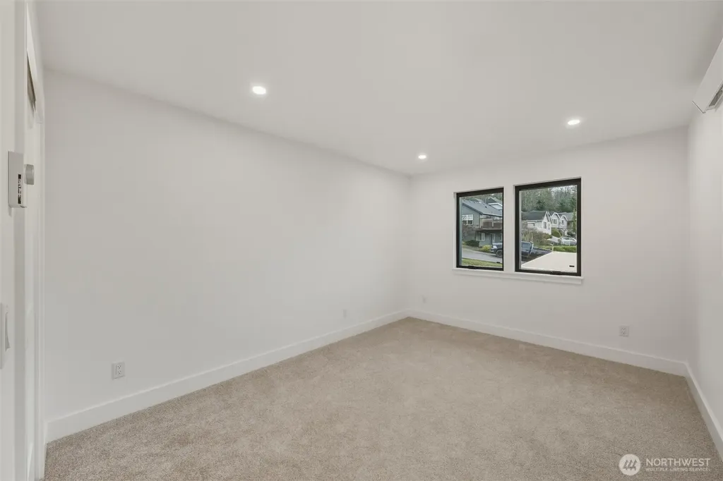1110 Divine Lane Bellingham WA 98229