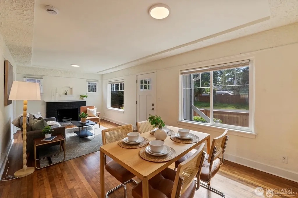 11556 17th Avenue NE Seattle WA 98125
