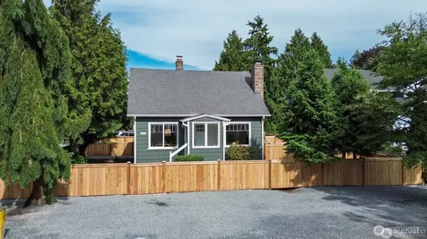 11556 17th Avenue NE Seattle WA 98125
