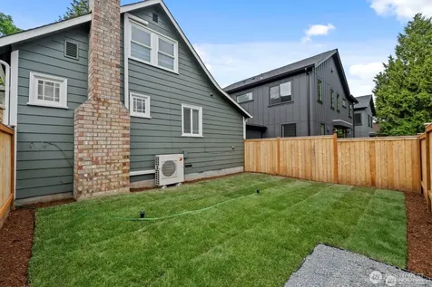 11556 17th Avenue NE Seattle WA 98125