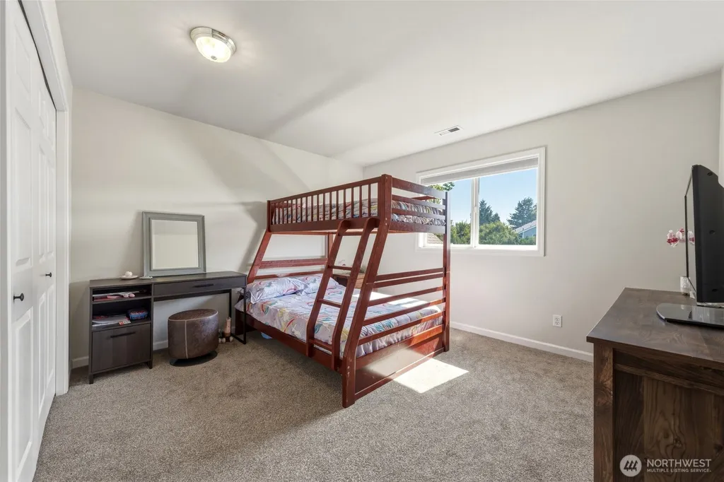 956 SE Garrison Drive College Place WA 99324