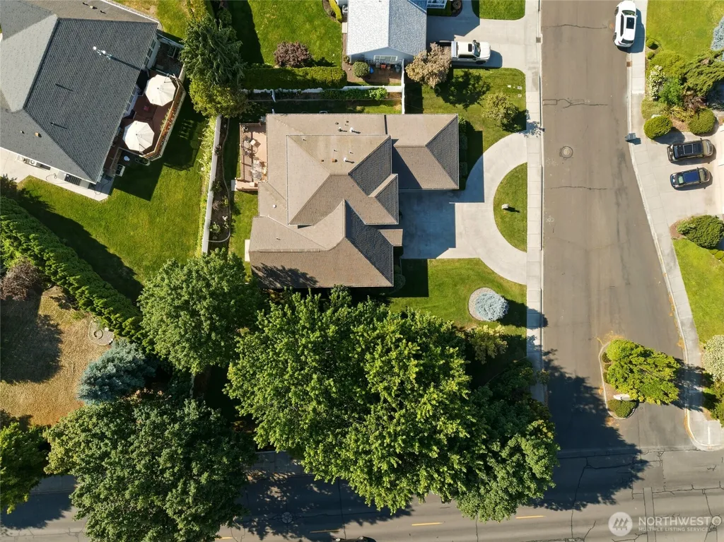 956 SE Garrison Drive College Place WA 99324