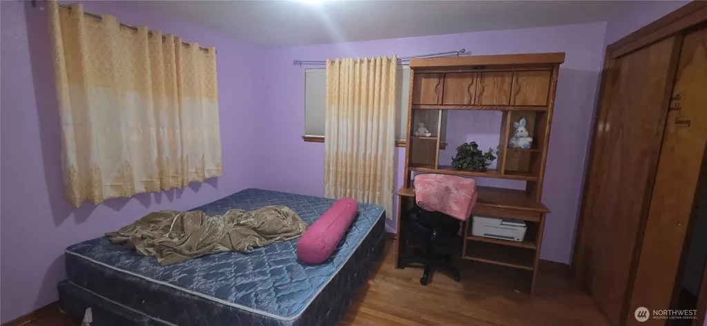 811 S 105th Street Seattle WA 98168