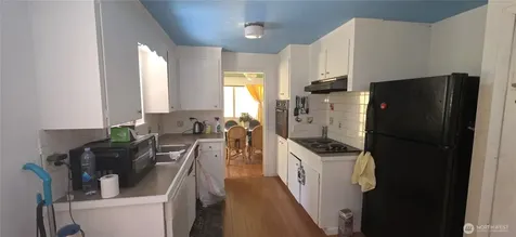 811 S 105th Street Seattle WA 98168
