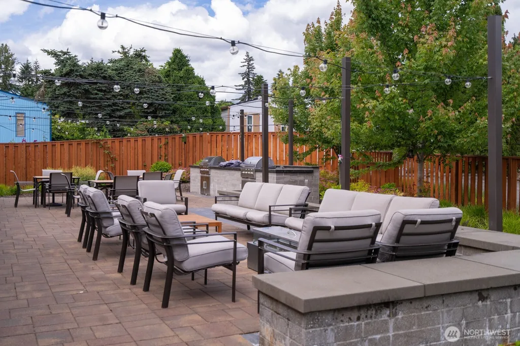 1121 244th Street SW Bothell WA 98021