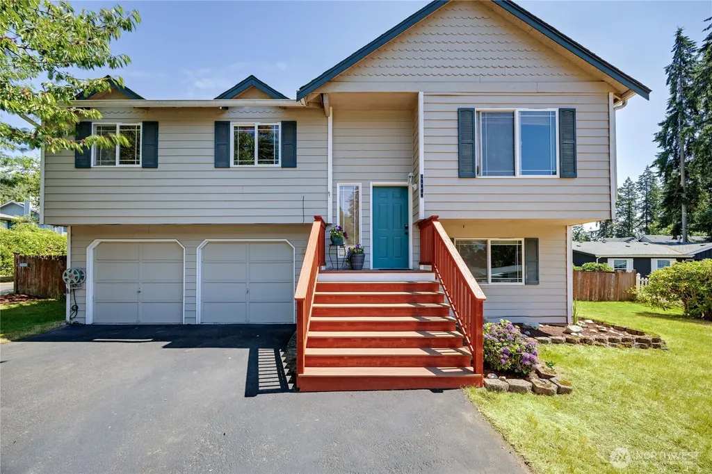 26202 Barrett Road NE Kingston WA 98346