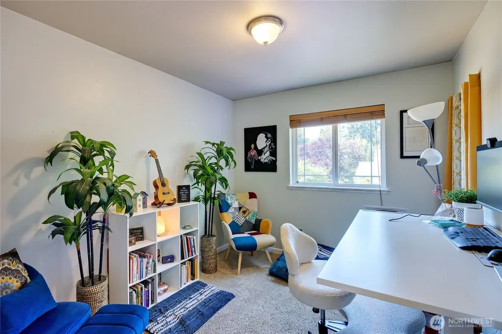 26202 Barrett Road NE Kingston WA 98346