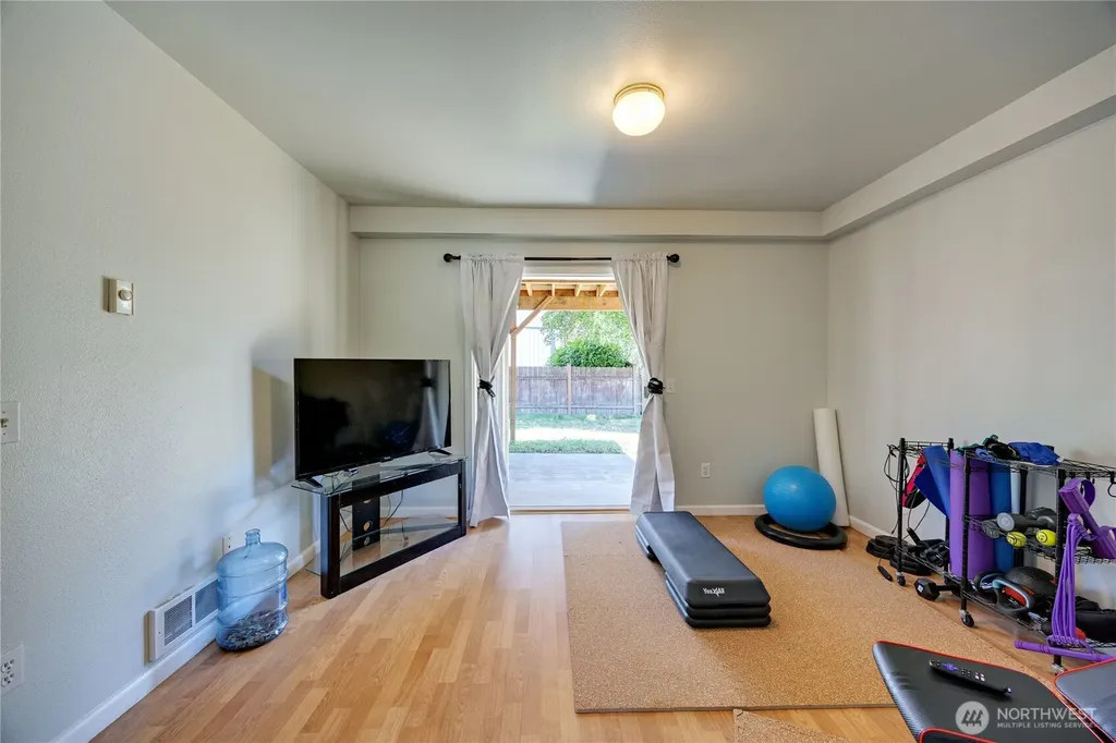 26202 Barrett Road NE Kingston WA 98346