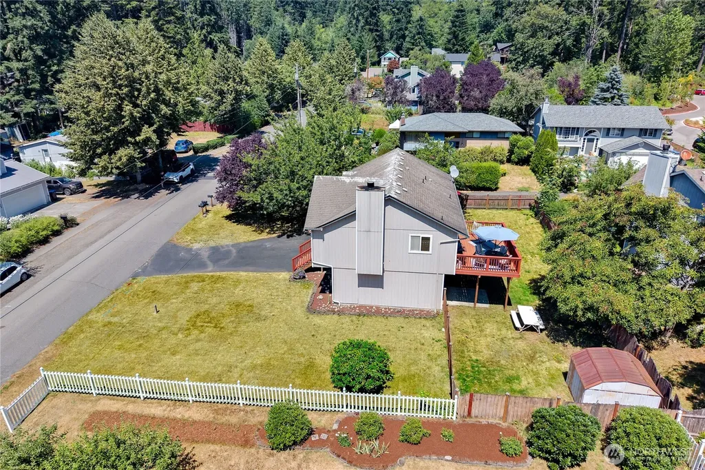 26202 Barrett Road NE Kingston WA 98346