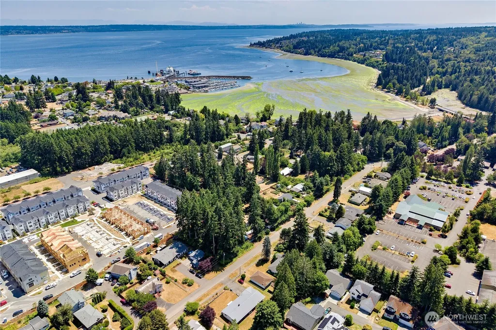 26202 Barrett Road NE Kingston WA 98346