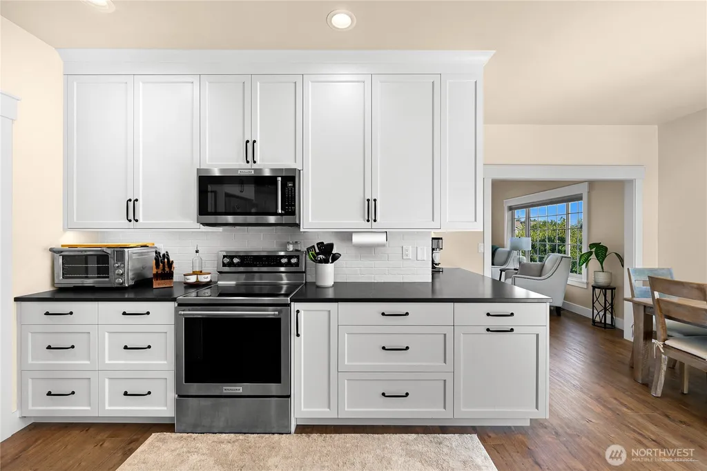 2561 Lakeridge Drive Ferndale WA 98248