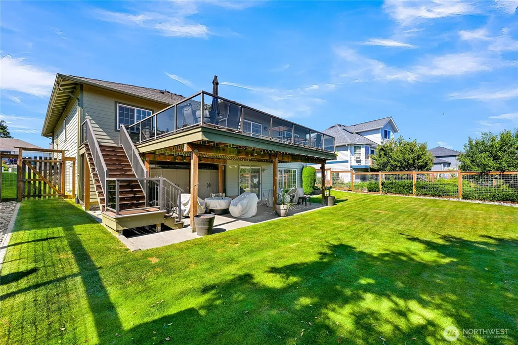 2561 Lakeridge Drive Ferndale WA 98248