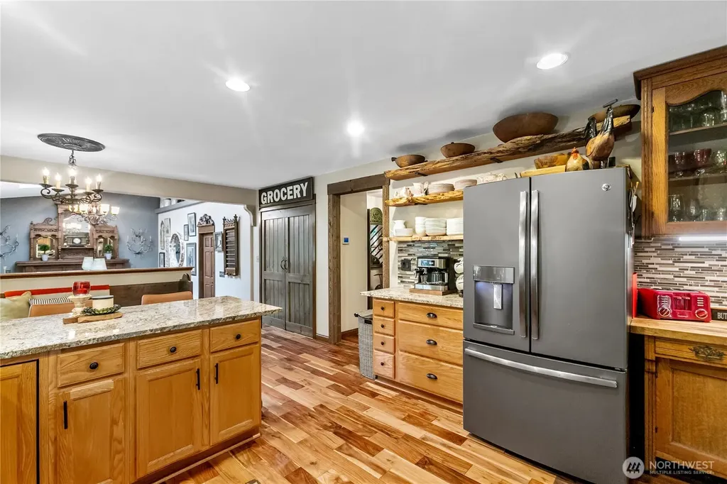 1863 Connery Lane E Port Orchard WA 98366