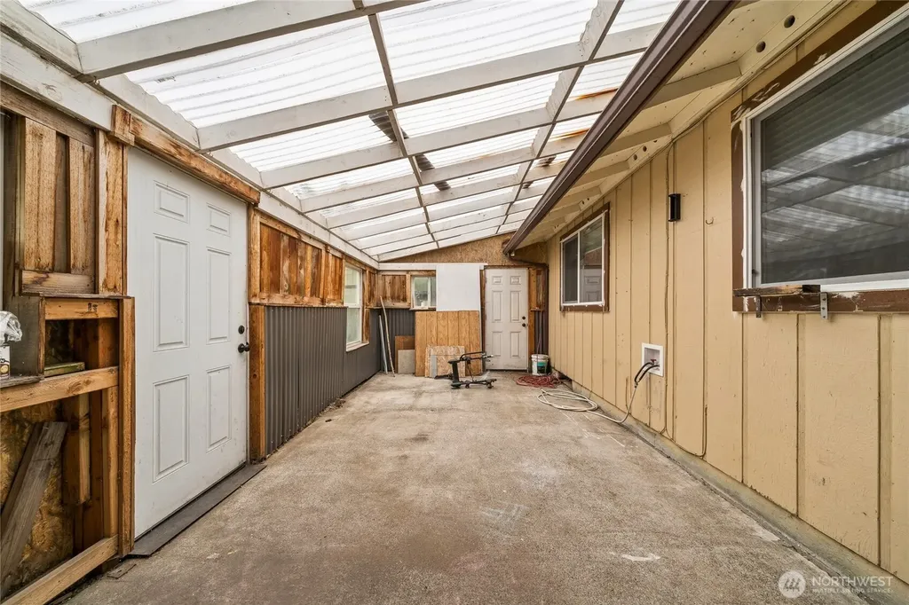 761 S 92nd Street Tacoma WA 98444