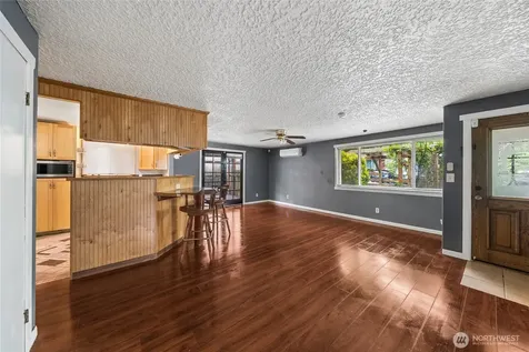 761 S 92nd Street Tacoma WA 98444