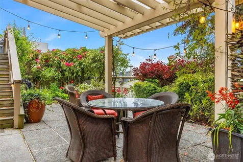525 W Prospect Street Seattle WA 98119